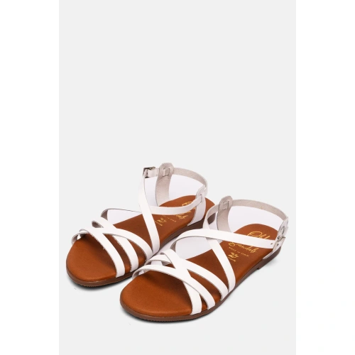 Oh! My Sandals – Brenda Blanco: Το Λευκό «Όνειρο» για Ανάλαφρα & Ξεκούραστα Βήματα!